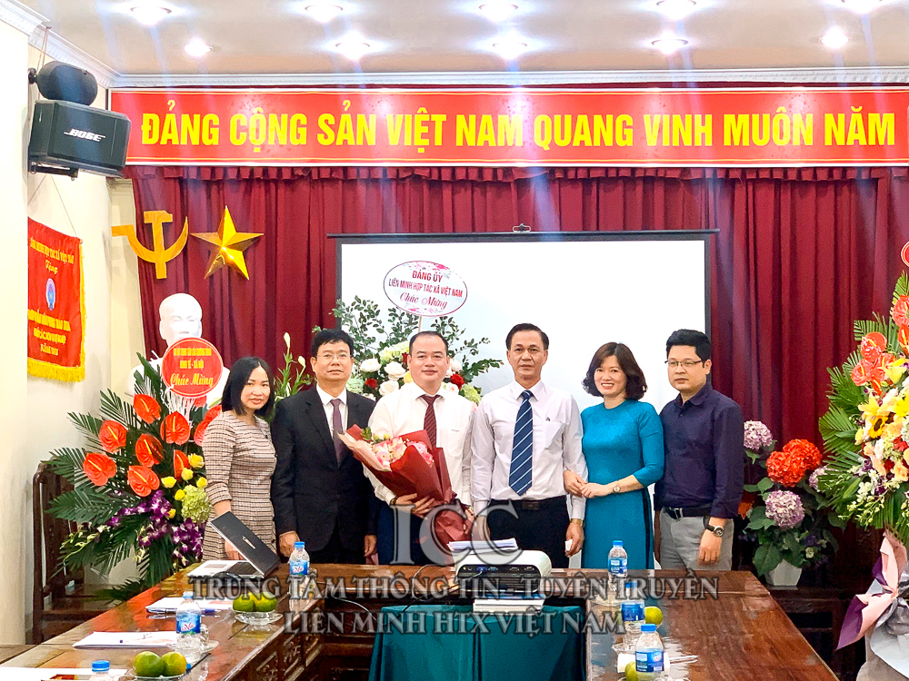 Các Chi bộ Liên minh HTX Việt Nam tổ chức đại hội chi bộ