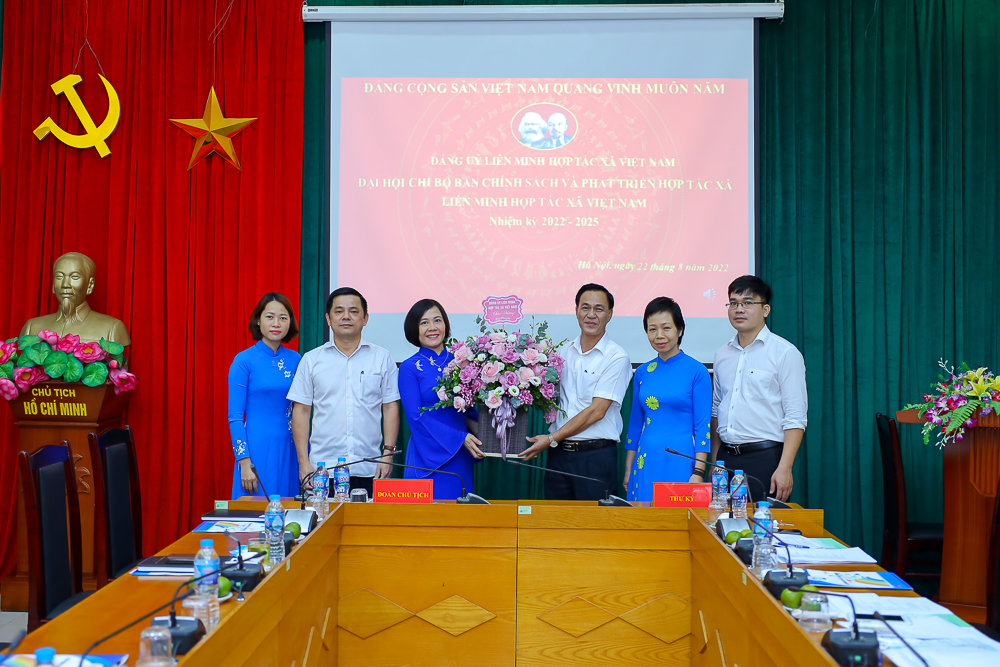 Chủ động nắm bắt, tham mưu chính sách phát triển khu vực KTTT, HTX