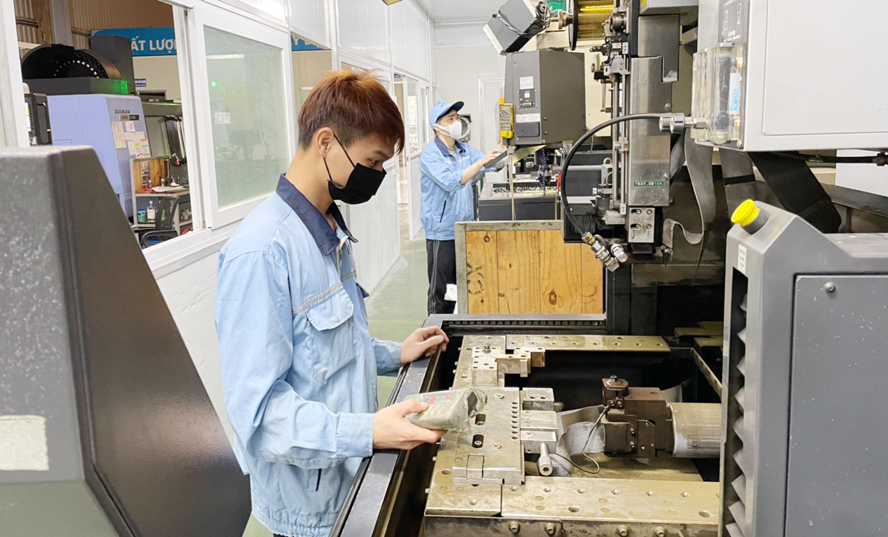 Tiếp tục thực hiện hiệu quả việc hỗ trợ doanh nghiệp, hợp tác xã, hộ kinh doanh