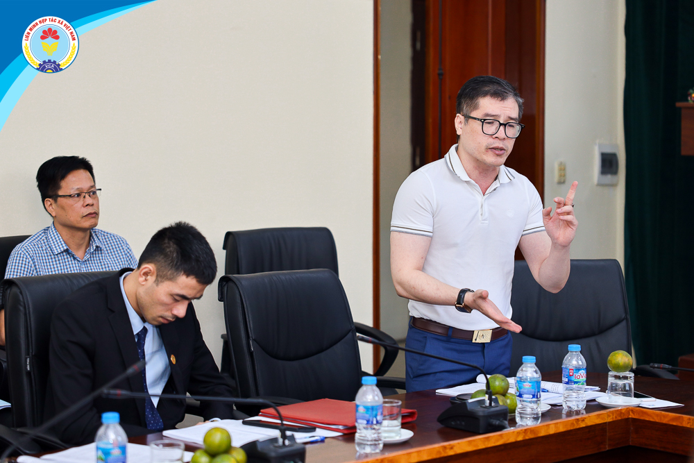 Hội Thảo “Thực trạng và giải pháp tăng cường hoạt động hỗ trợ pháp lý cho các hợp tác xã hiện nay”.